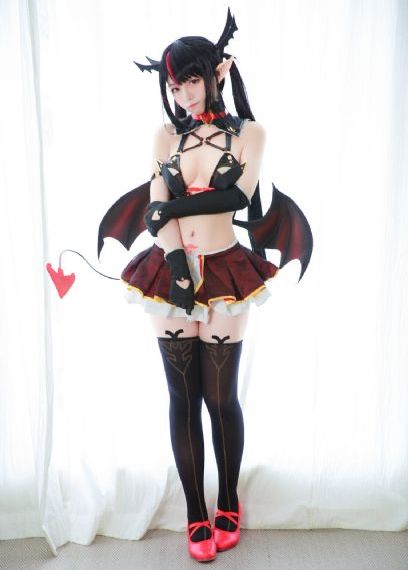 调教美女网站