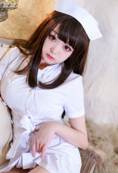 《年轻的阿姨》
