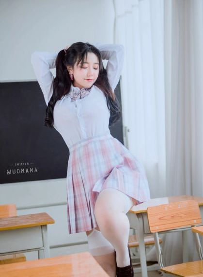 我和丰满继母理论片