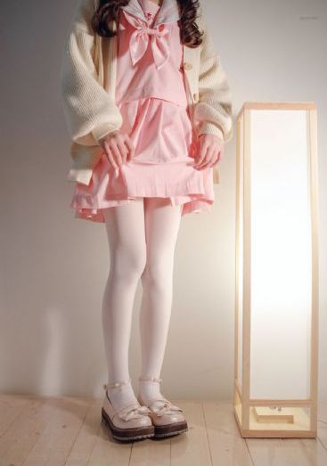 美谷朱里