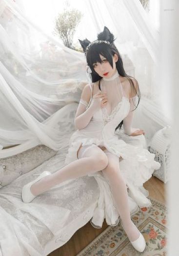 光影下的少女