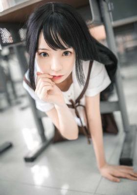 出差被未婚夫上司连续