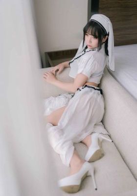 安娜大尺度做爰未删减电影深水